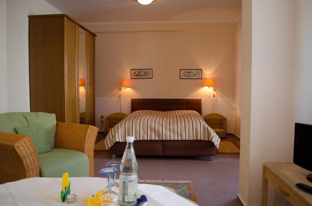 Bed and Breakfast Haus Helvetia à Bad Orb Chambre photo